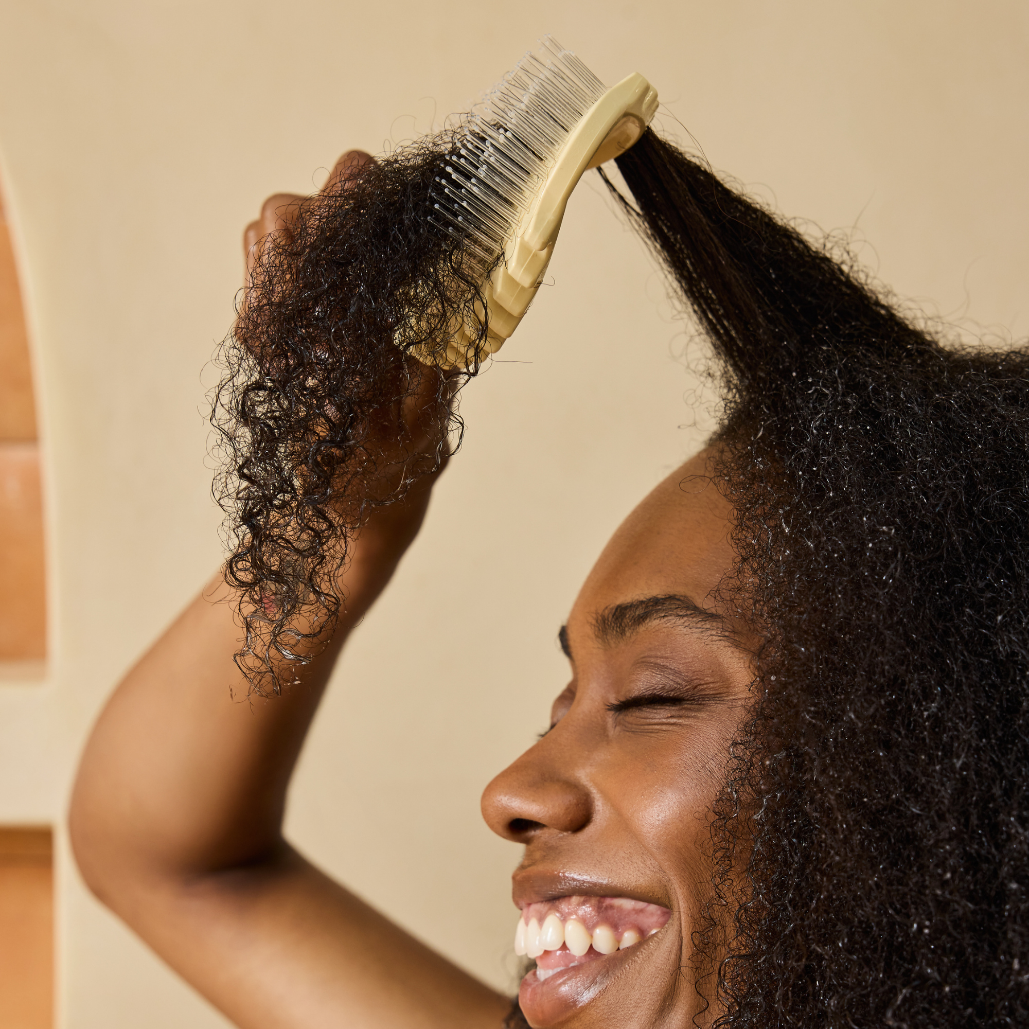 Detangle Define EdgeLift Brush - Shortbread - Imagen 2